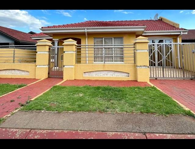 3 BEDROOM PROPERTY TO RENT IN PROTEA GLEN